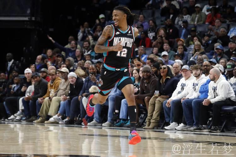 莫兰特复出首战贡献21分10助攻,球队自11月初至今未尝胜绩 莫兰特复出首战贡献21分10助攻,球队自11月初至今未尝胜绩